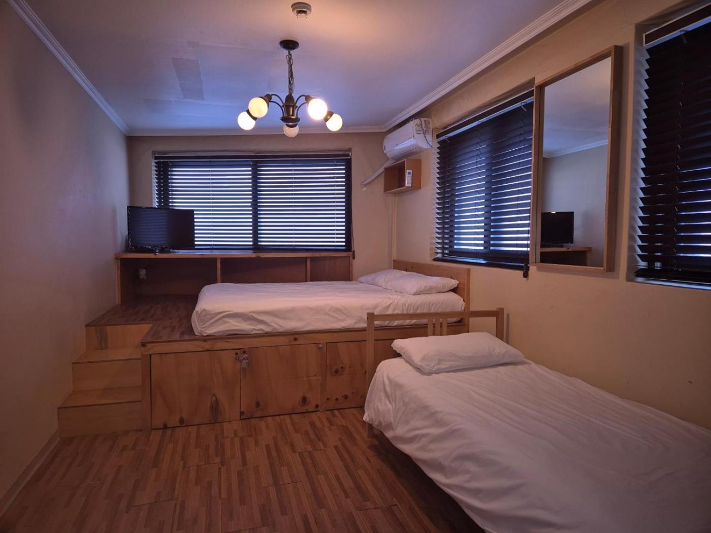 2l Nam Mountain View Myundon Seoul