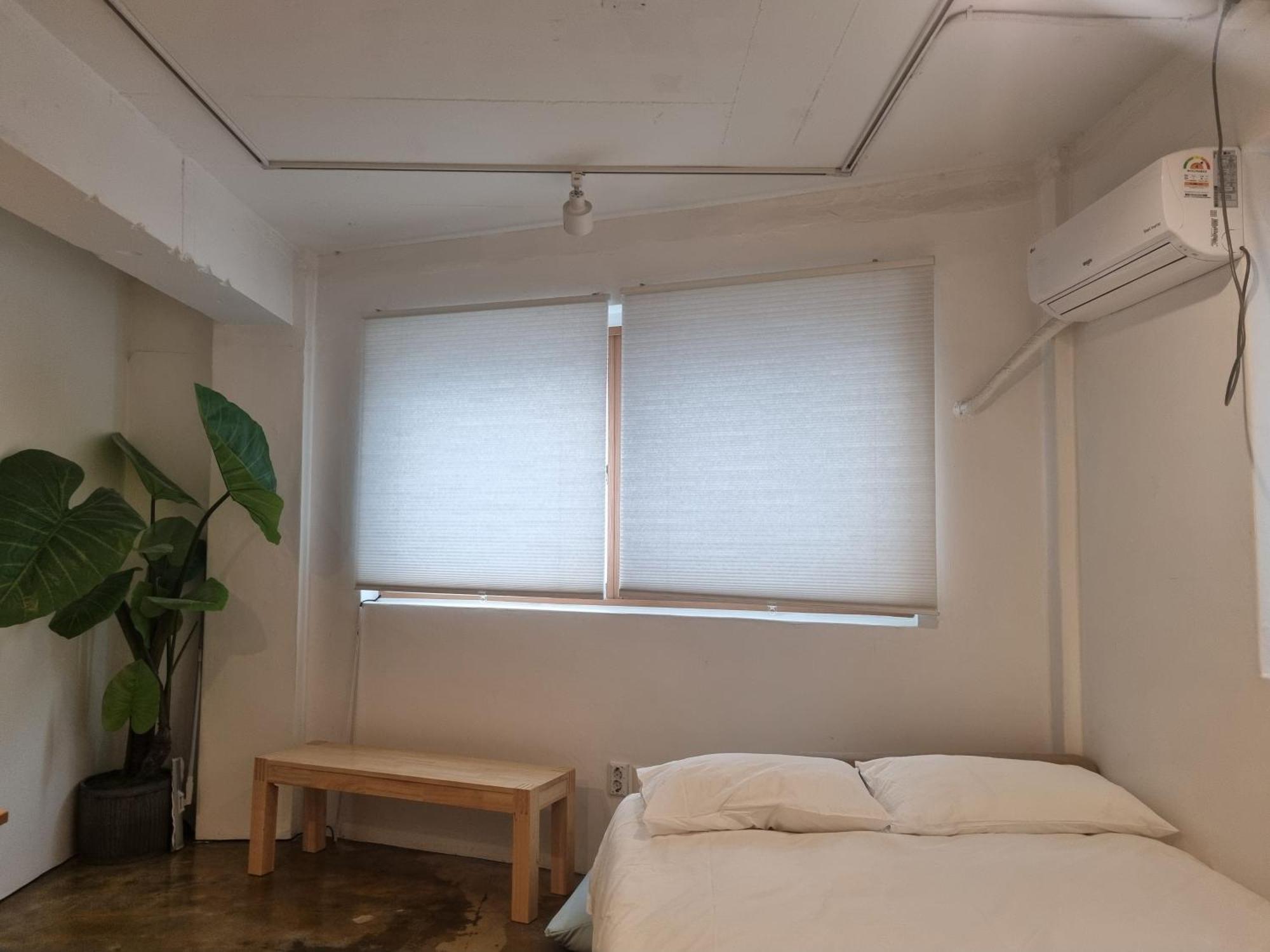 2l Nam Mountain View Myundon Apartment *